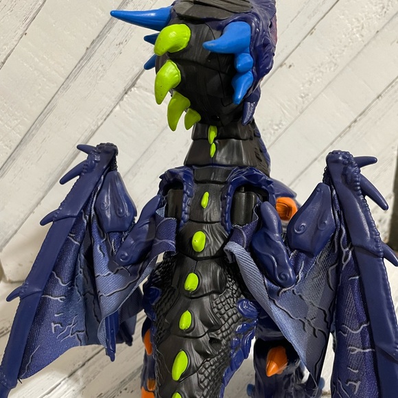 Wow Wee Untamed Legends Vulcan Blue dragon toy - Picture 5 of 9
